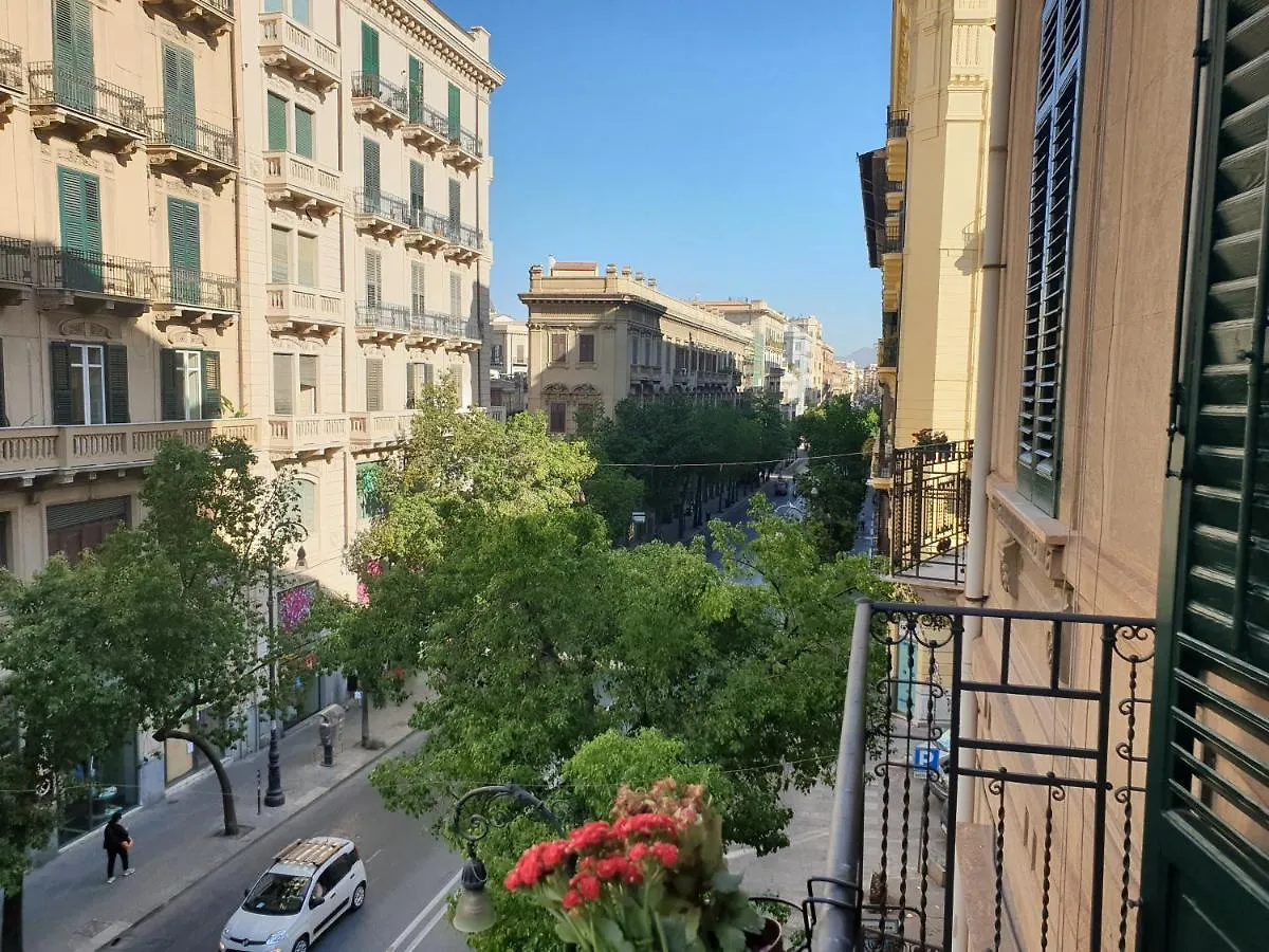 Hibrido Hotel Palermo Guest house