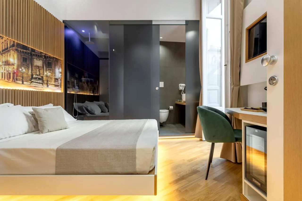 Hibrido Hotel Palermo 0*,  Italy